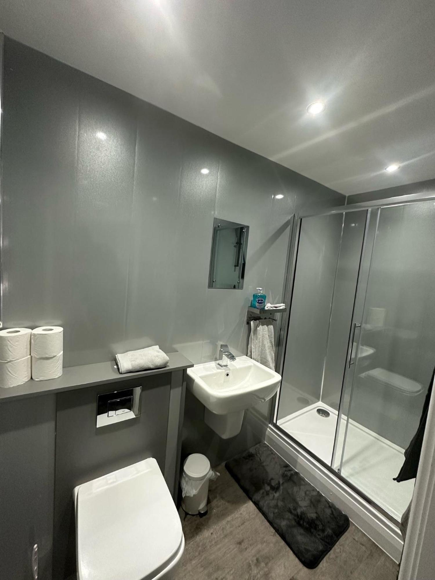 Royal Apartments Thornaby on Tees Room photo